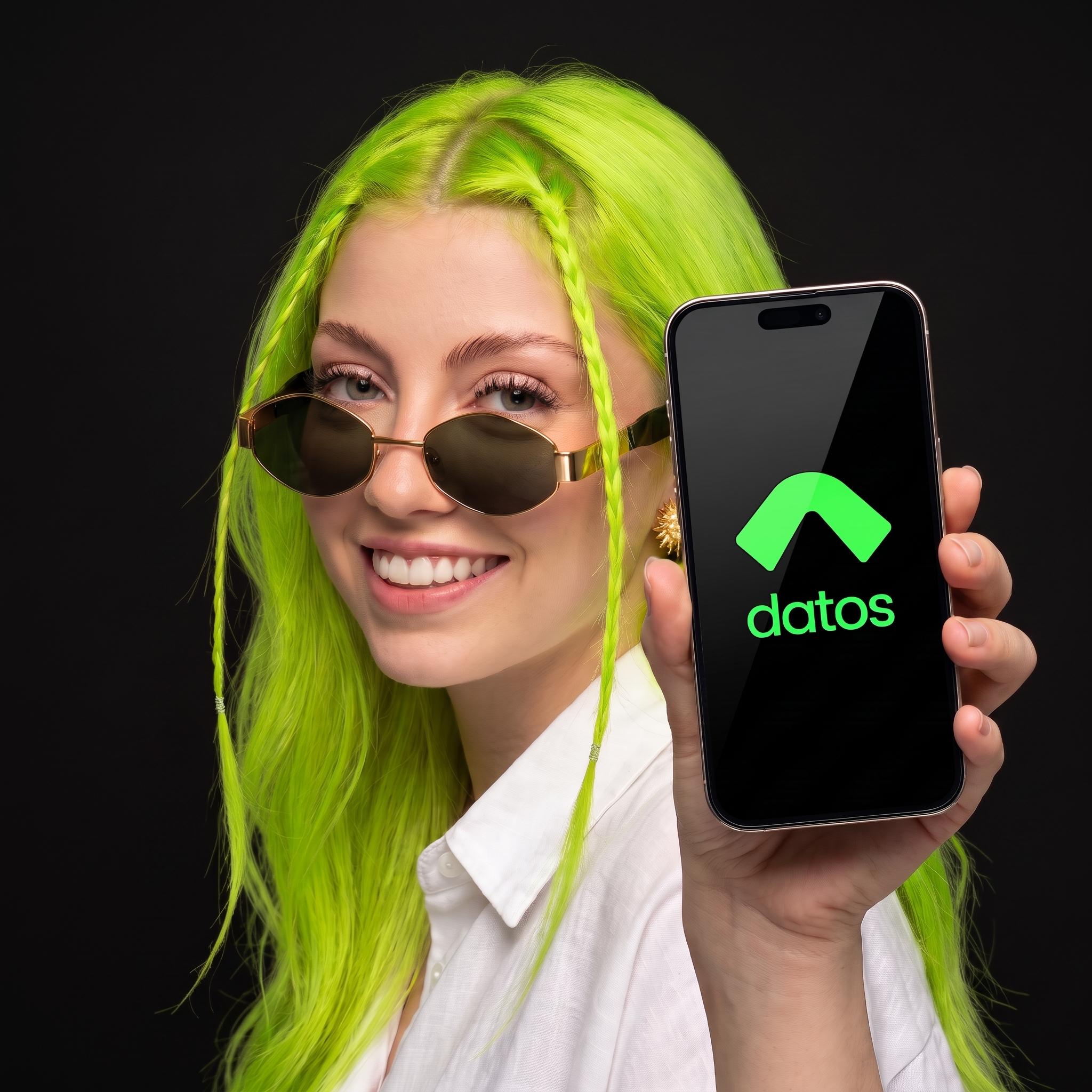 Elyssa Datos